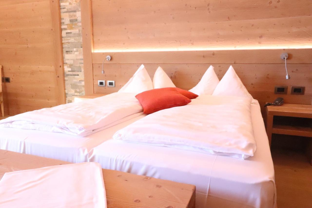 Alpen Garten Hotel Margherita Rumo Exterior photo