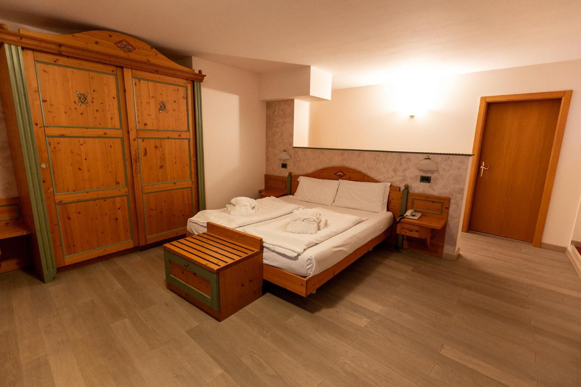 Alpen Garten Hotel Margherita Rumo Exterior photo