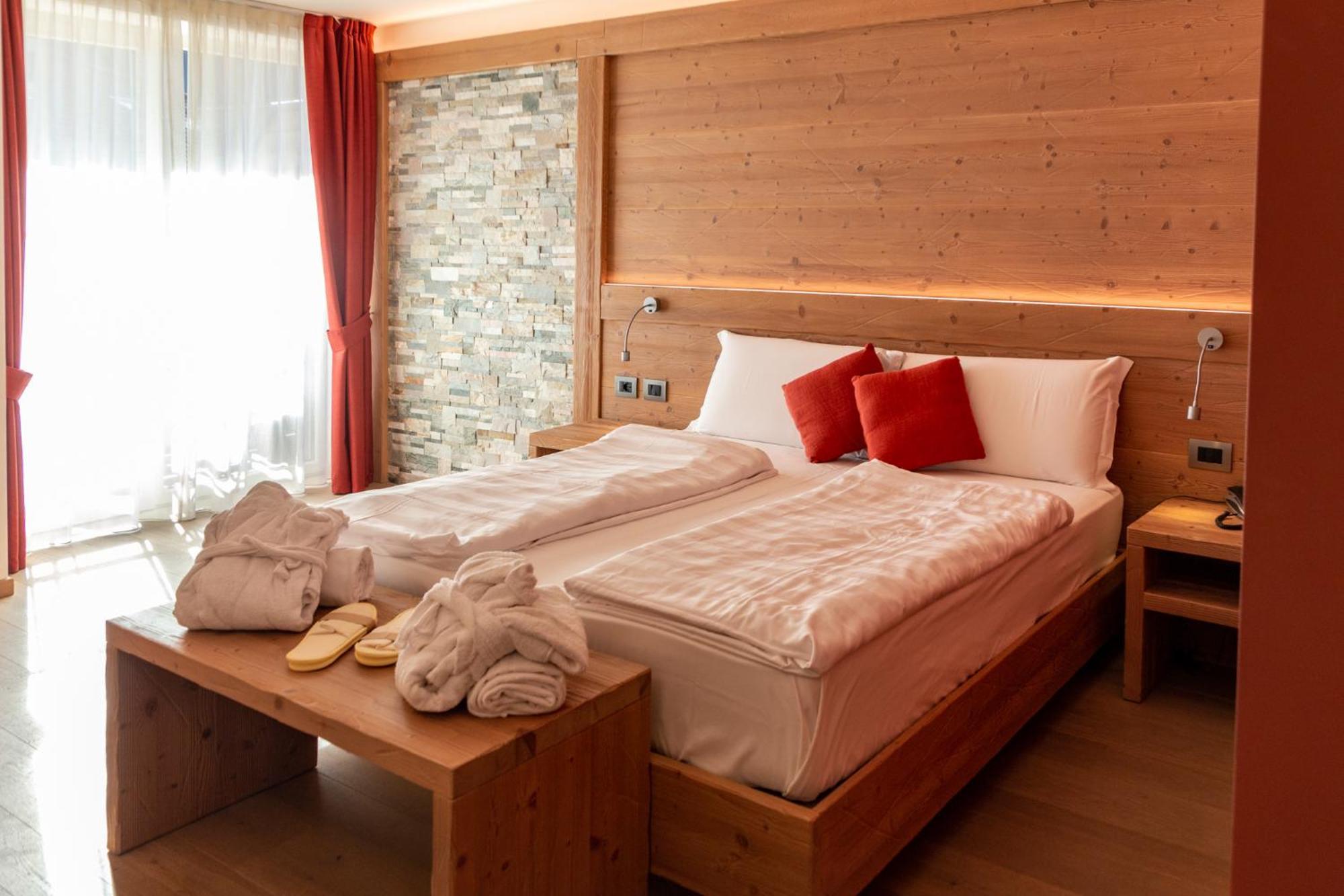 Alpen Garten Hotel Margherita Rumo Exterior photo