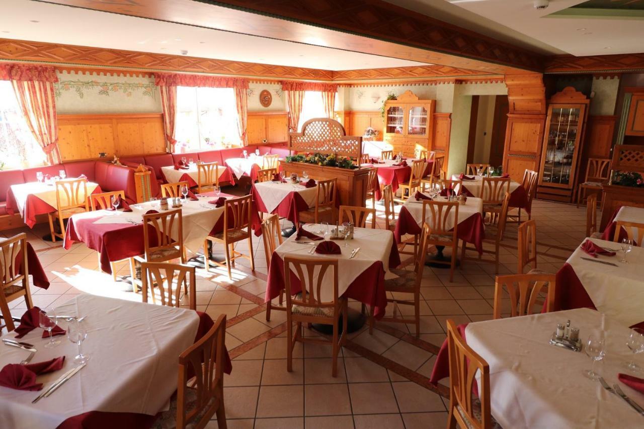 Alpen Garten Hotel Margherita Rumo Exterior photo
